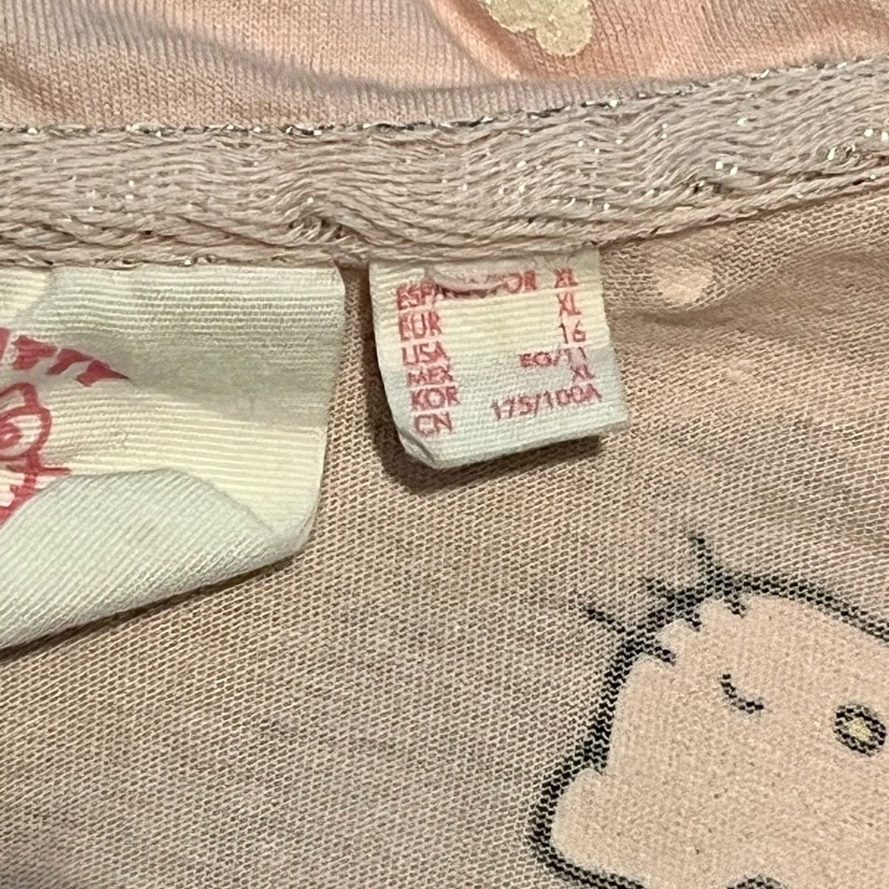 EUC Hello Kitty Pajama Set (XL/16) 🐱 - Picture 5 of 5